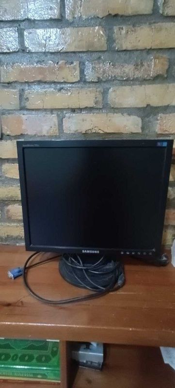 Продается Монитор Самсунг Продается Монитор Самсунг
