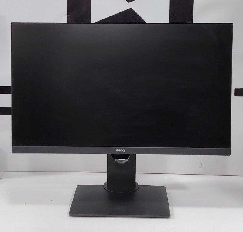 Montaj uchun Monitor Benq! Montaj uchun Monitor Benq!