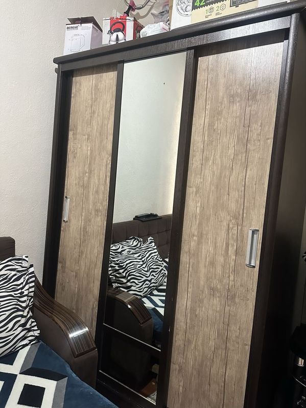 Продается шкаф купе Продается шкаф купе