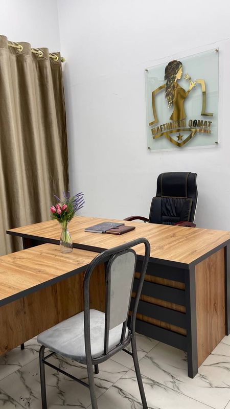 Ofis mebel sotiladi Ofis mebel sotiladi