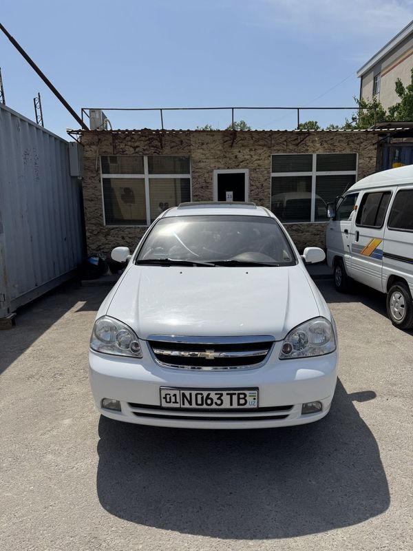 Lacetti 1.6 2013 Lacetti 1.6 2013