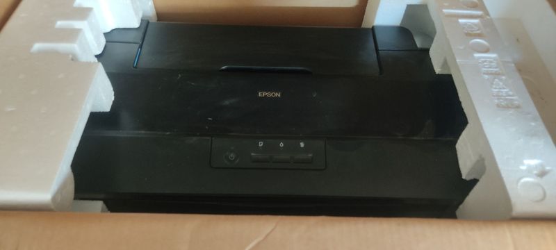 Принтер epson I 1800 Принтер epson I 1800