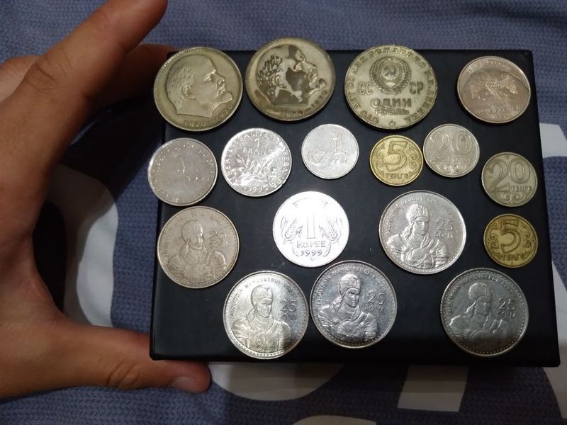 Продаю мини коллекцию монет Продаю мини коллекцию монет
