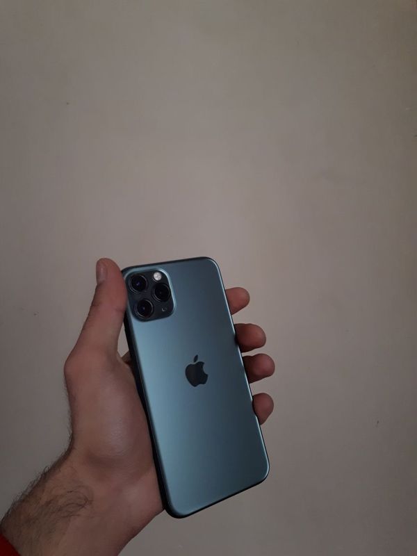 Iphone 11 pro green