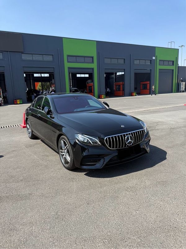 Mercedes Benz w 213 e 200