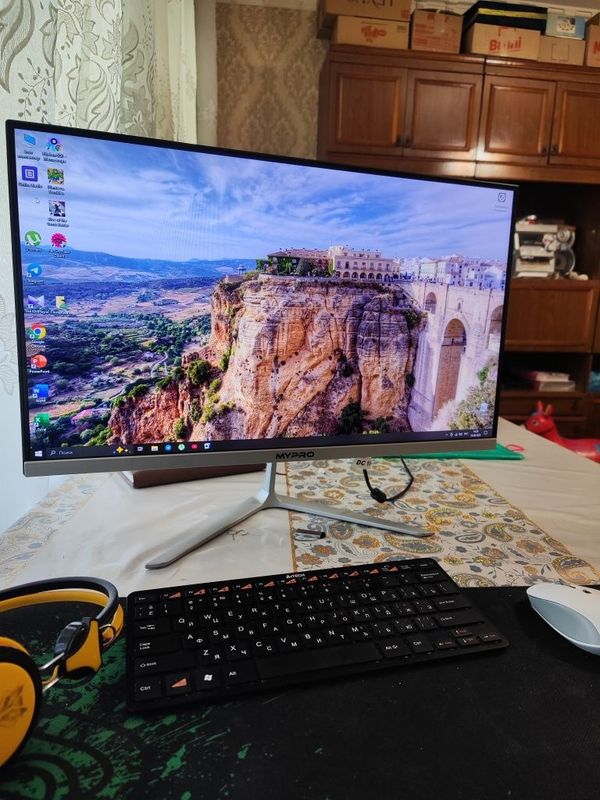 MyPro 24 inch DDR4 20 GB Core i3 6100 SSD 256 GB Monoblok моноблок