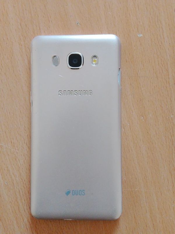 Samsung J 5 2016