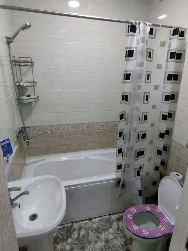 uy sotiladi yangi darxonda 3 xona