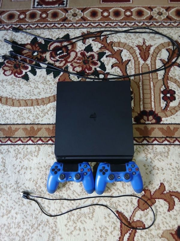 Ps4slim 500gb 2ta original jostik