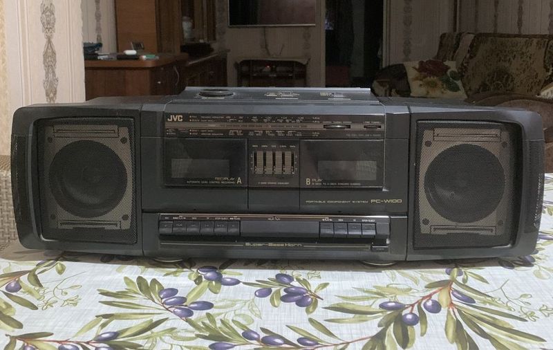 Кассетный магнитофон JVC
