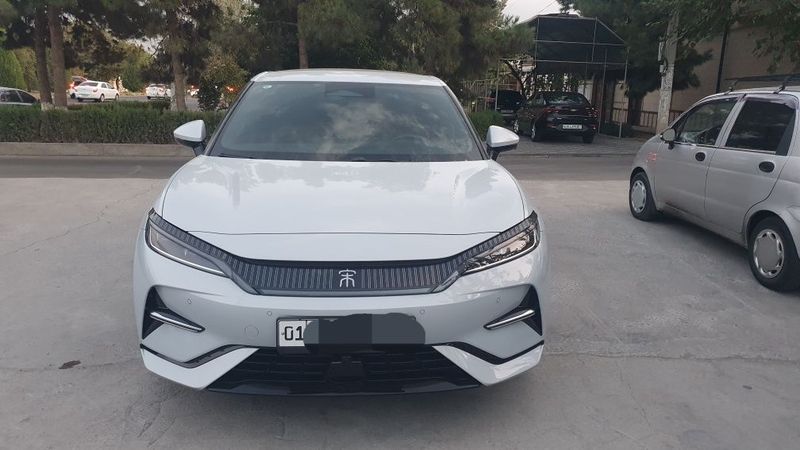 BYD Song L.5-pozitsiya. Yili 2024. Yurgani 32000. Narxi 30900