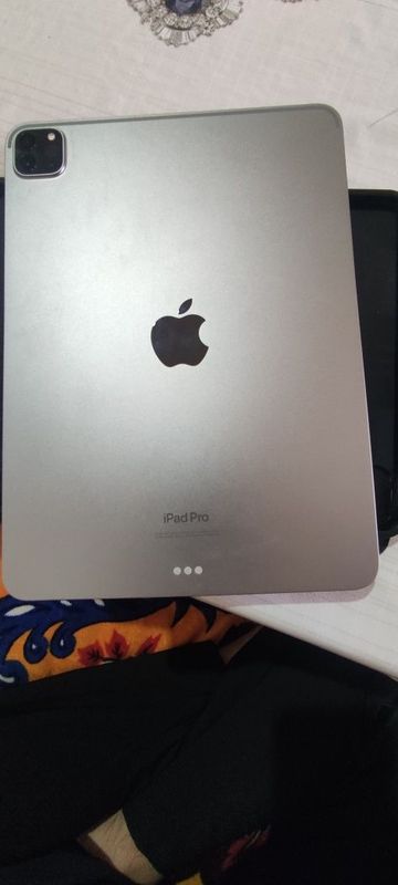 Ipad pro M2 11 dyumniy Ipad pro M2 11 dyumniy