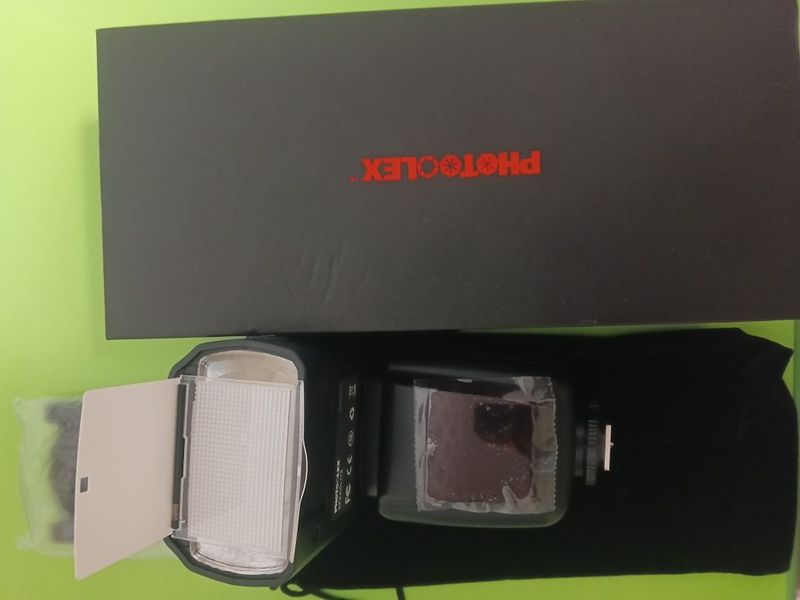 PhotoOlex FK300 вспышка для фотоаппарата. PhotoOlex FK300 вспышка для фотоаппарата.