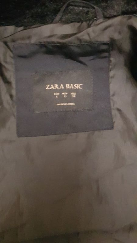 Продам зимнюю куртку Zara