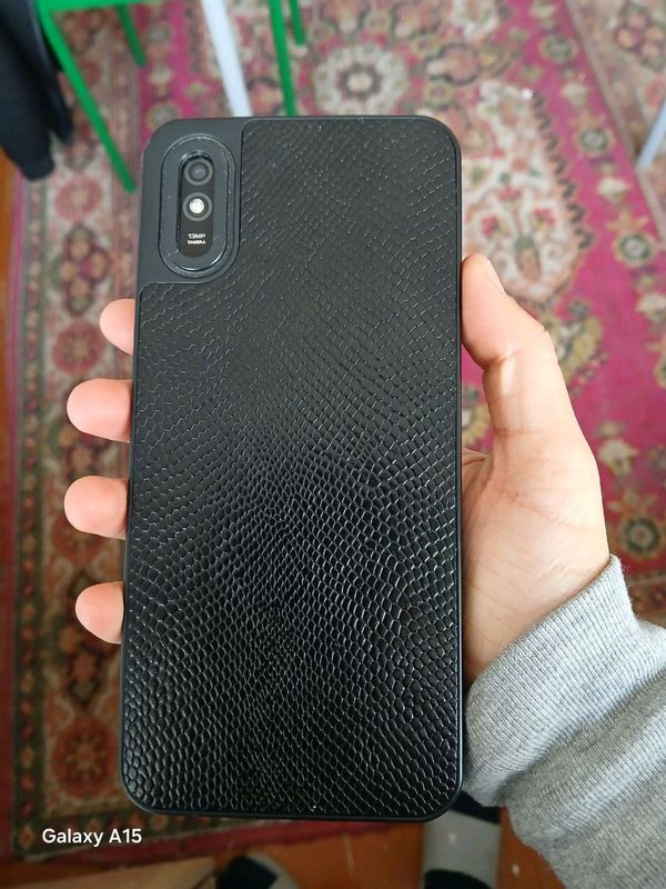 Redmi 9A xotira 32  ishlashi yaxshi narxi 600 ming