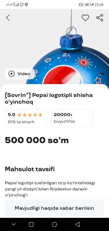 Yangi yil archasi uchun ajoyib Pepsi logotipi tushirilgan o'yinchoq