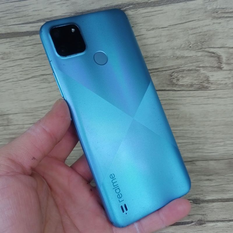 Realme C21-Y srochna sotiladi