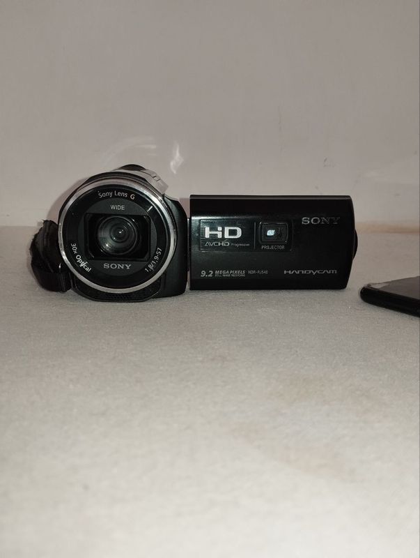 Sony HDR-PJ540 Гибрид обмен тоже есть