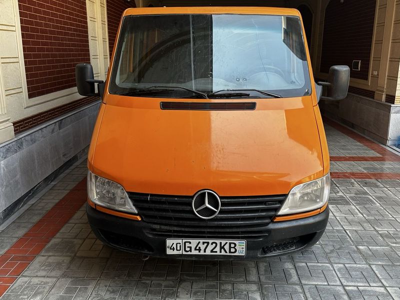 Mercedes benz sprinter