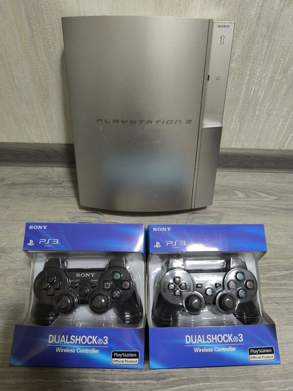 Playstation 3 fat - 320 GB - 30 игр Playstation 3 fat - 320 GB - 30 игр