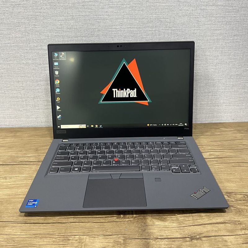 Сенсорный Lenovo Thinkpad с видеокартой для графических программ! Сенсорный Lenovo Thinkpad с видеокартой для графических программ!