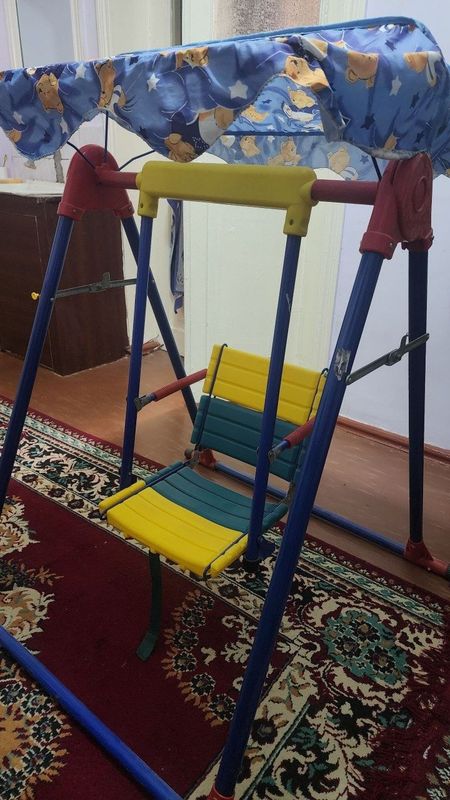 Продаётся детская качеля