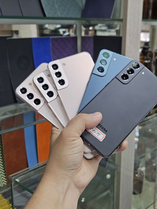 Samsung s22 plus 8/256Gb uzb boylab yetkazib beraman Samsung s22 plus 8/256Gb uzb boylab yetkazib beraman