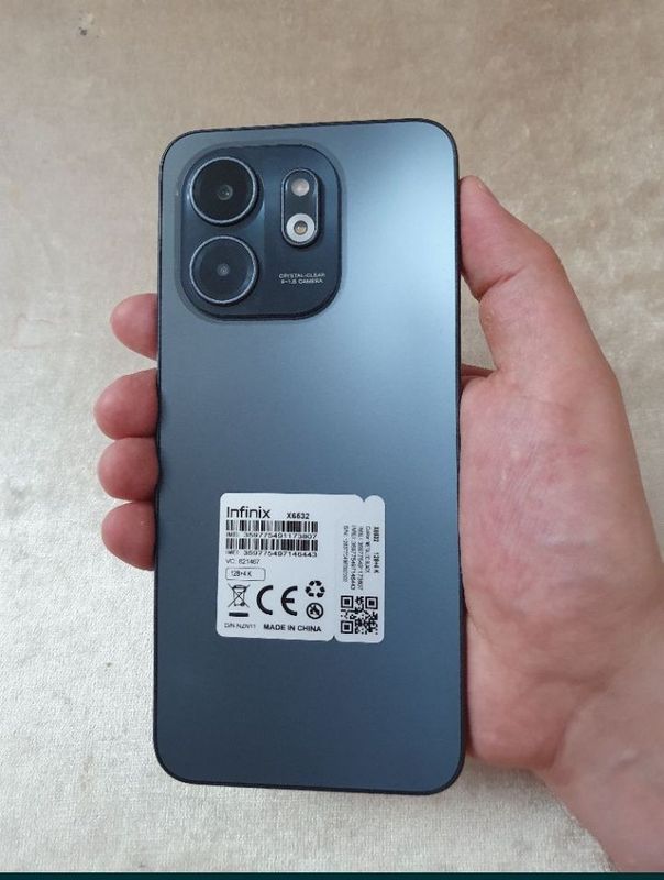 Infinix Smart 9 6/64 Infinix Smart 9 6/64