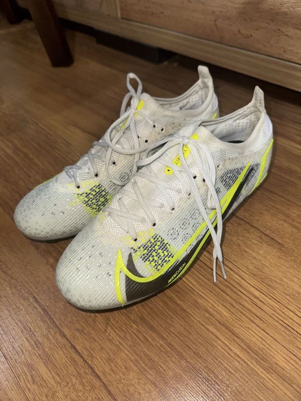 Бутсы Mercurial Vapor 14 Бутсы Mercurial Vapor 14