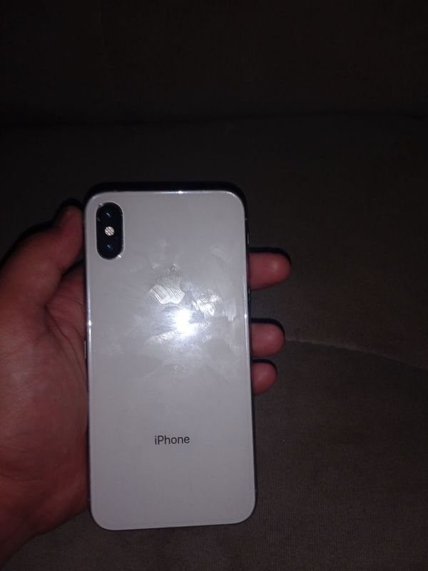 Telefon xs holati yaxshi ishlashi zor kar dok yoq Telefon xs holati yaxshi ishlashi zor kar dok yoq