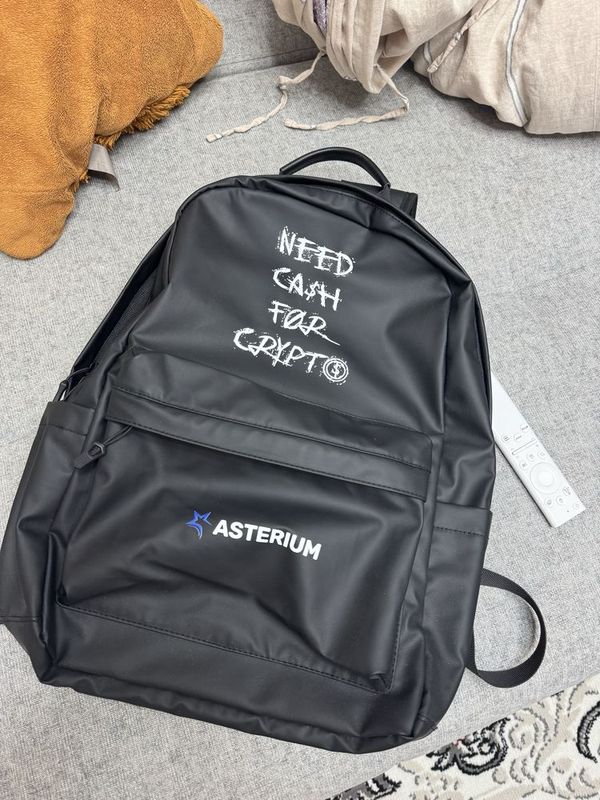 Продам новый рюкзак Продам новый рюкзак