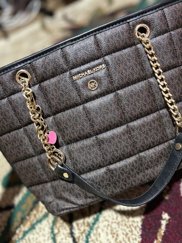 Michael kors sumka kotta va keng Michael kors sumka kotta va keng
