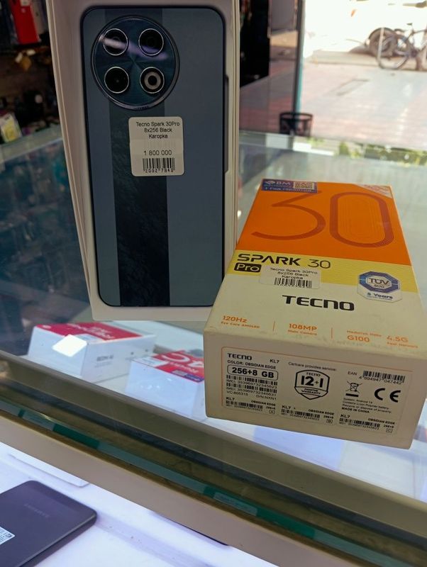 Tecno Spark 30 Pro 8x256 black Sotiladi Tecno Spark 30 Pro 8x256 black Sotiladi