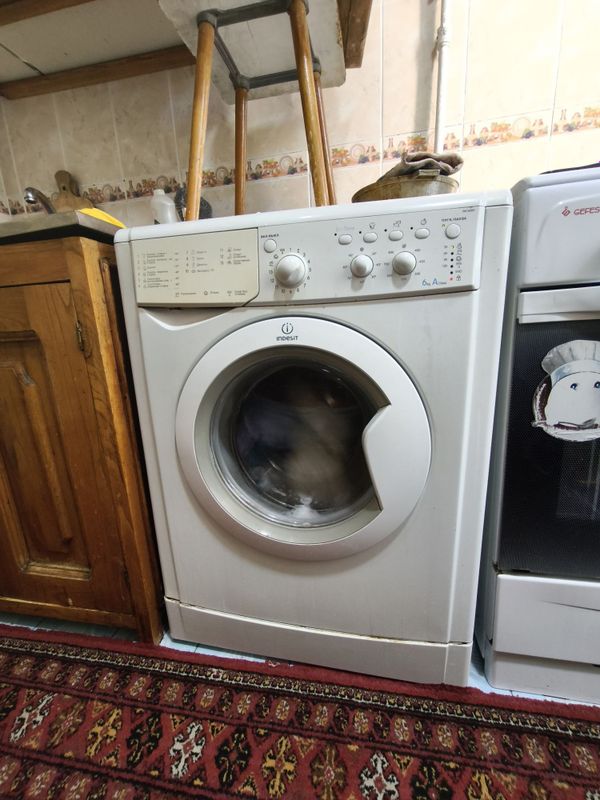 Стиральная машина Indesit Стиральная машина Indesit