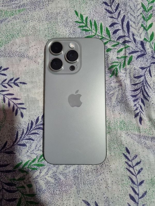 iPhone 15 Pro ideal holatda iPhone 15 Pro ideal holatda