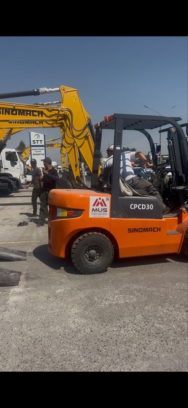 sinomach cpcd 30 вилочный погрузчик