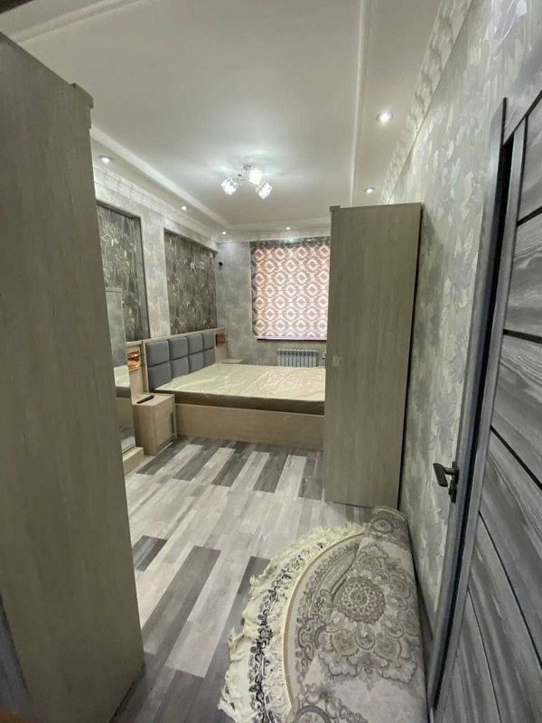 Сдам огромную 2-х ком кв-ру 3/7 ЖК REAL HOUSE 729*