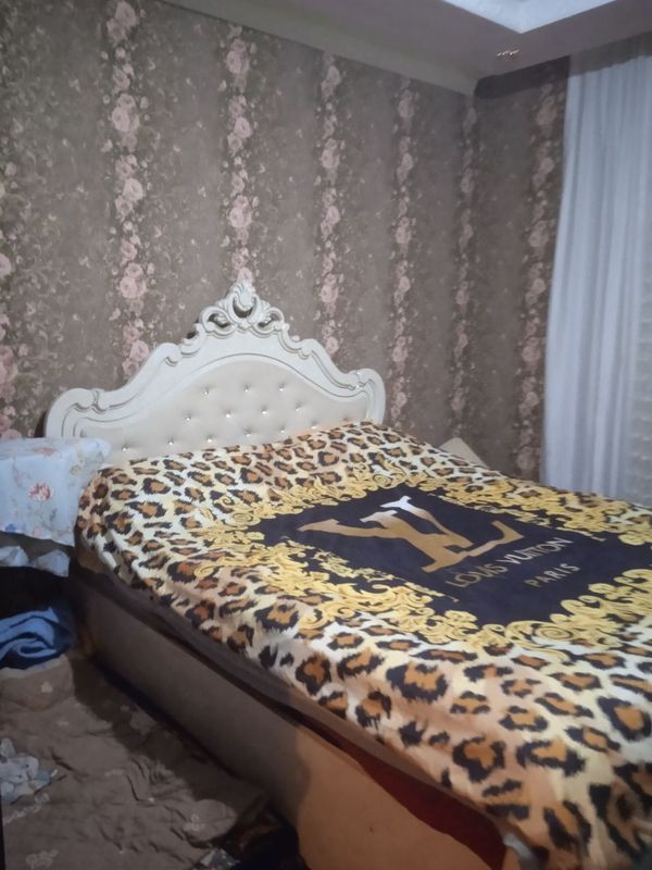 Сергили 3 а 2 хона 400$ евро Уй Сергили 3 а 2 хона 400$ евро Уй
