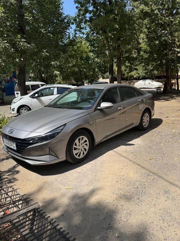Hyundai Elantra CN7 Hyundai Elantra CN7