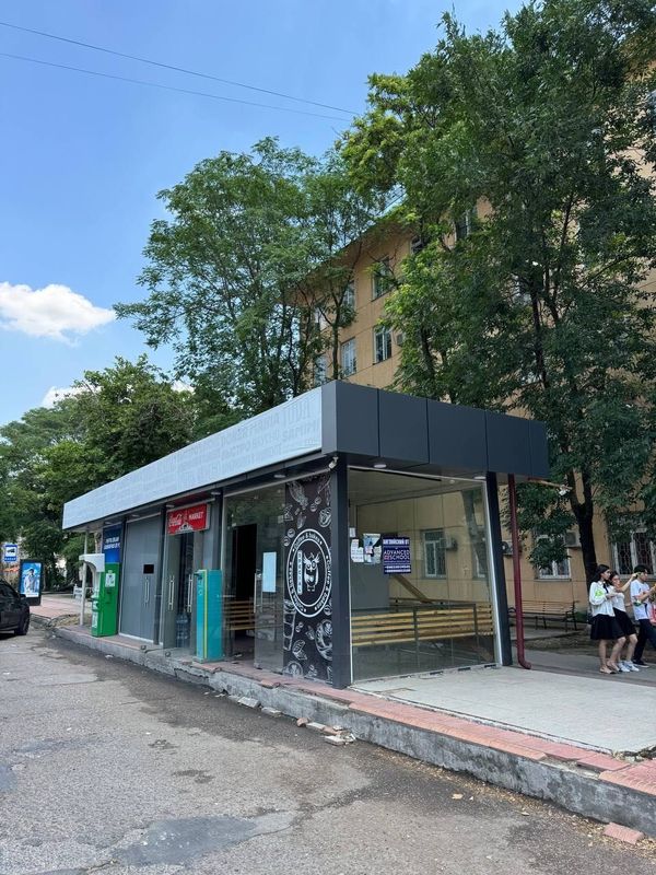 Продается остановка, ориентир Парк Бобура Продается остановка, ориентир Парк Бобура