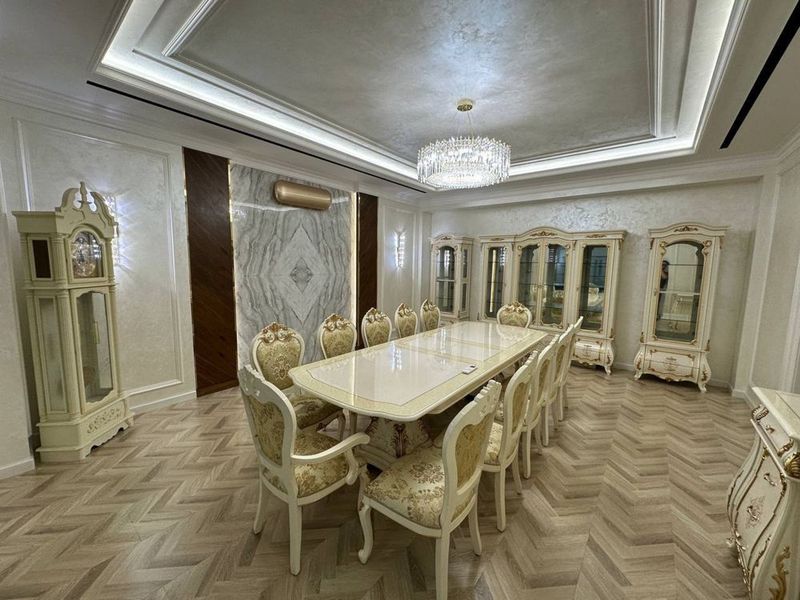 Евро дом Буюк Ипак Йули 3.2 сотки 455м2 3 уровня Евро дом Буюк Ипак Йули 3.2 сотки 455м2 3 уровня
