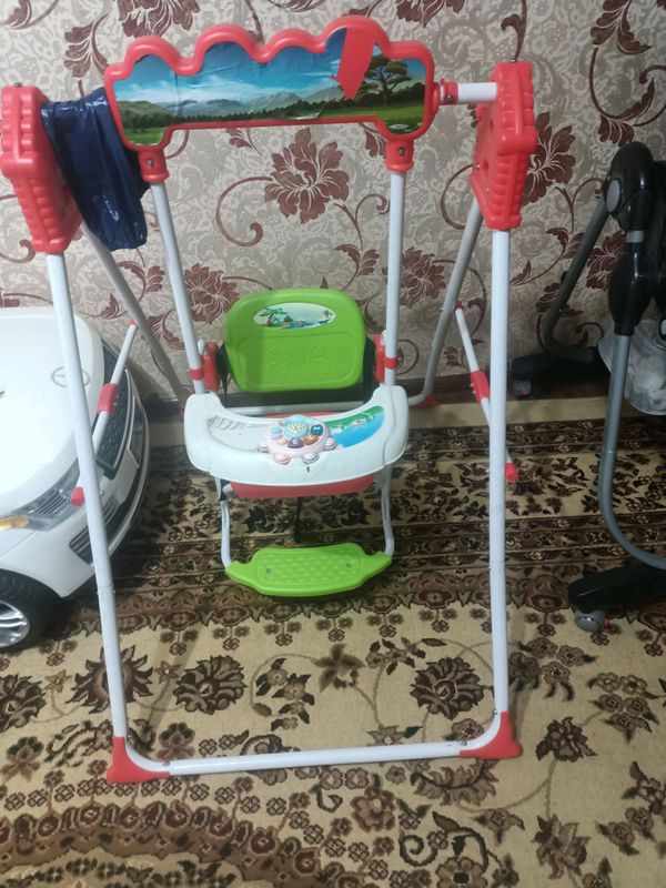 kachelya ovqatlanadigan stul doska bor, velik ka kachelya ovqatlanadigan stul doska bor, velik ka