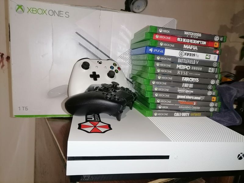 Игровые приставки XBOX S 1 TB