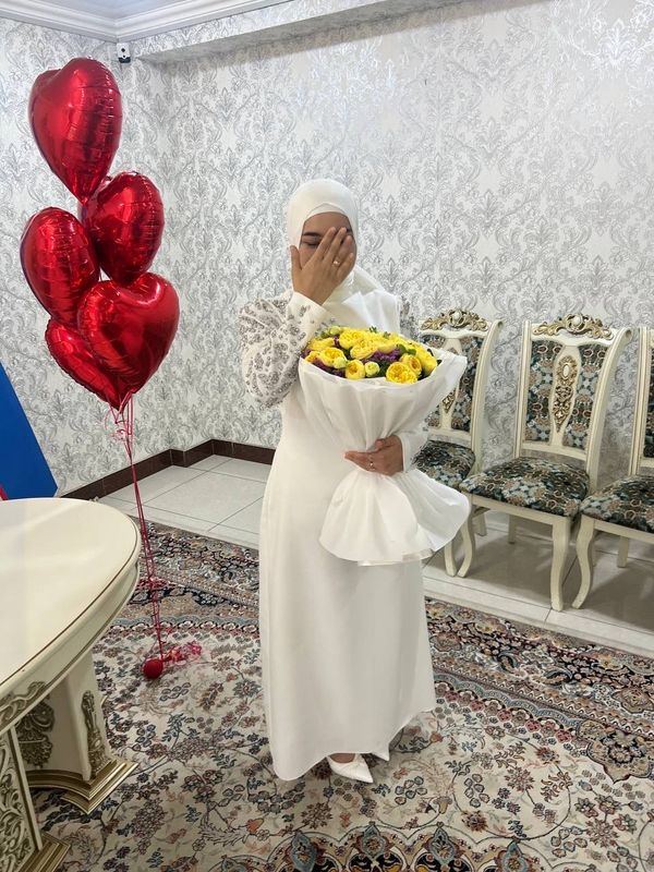 Bir marta kiyilgan zaks uchun Razmer 52 Bir marta kiyilgan zaks uchun Razmer 52