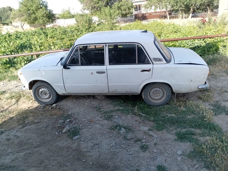 VAZ 2101 juguli sotiladi xamma narsasi joyida