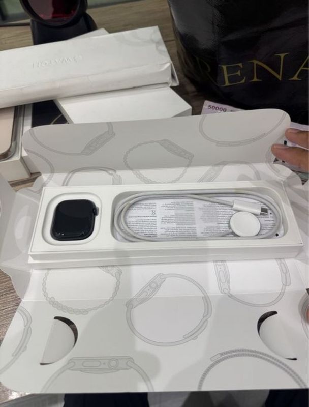Apple Iwatch 9 45mm Obmen Apple Iwatch 9 45mm Obmen