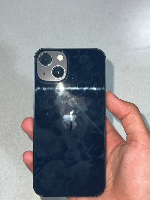 Iphone 13 sotiladi srochna Iphone 13 sotiladi srochna