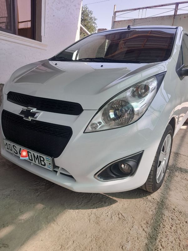 Spark 2016 kraska radnoy Spark 2016 kraska radnoy