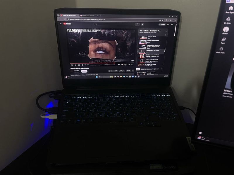 Lenovo ideapad gaming 3 gtx 1650 i5-10th gen obmen bor