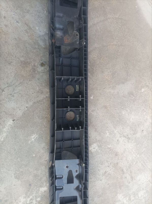 Isuzu kabina zapchast Isuzu kabina zapchast
